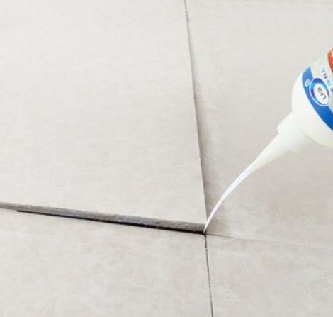 普兰店瓷砖空鼓维修公司分享卫生间瓷砖脱落的原因可能有以下几点